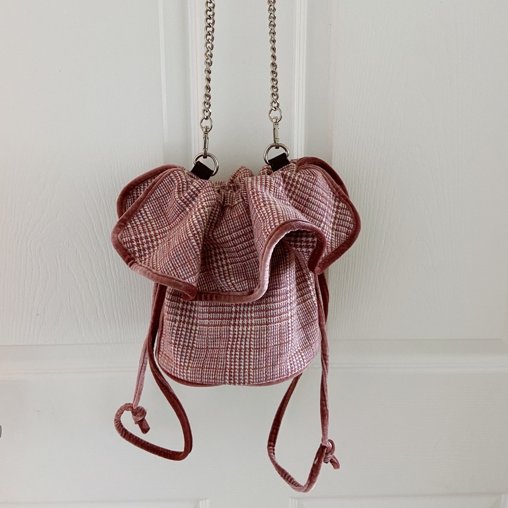 Crossbody bag